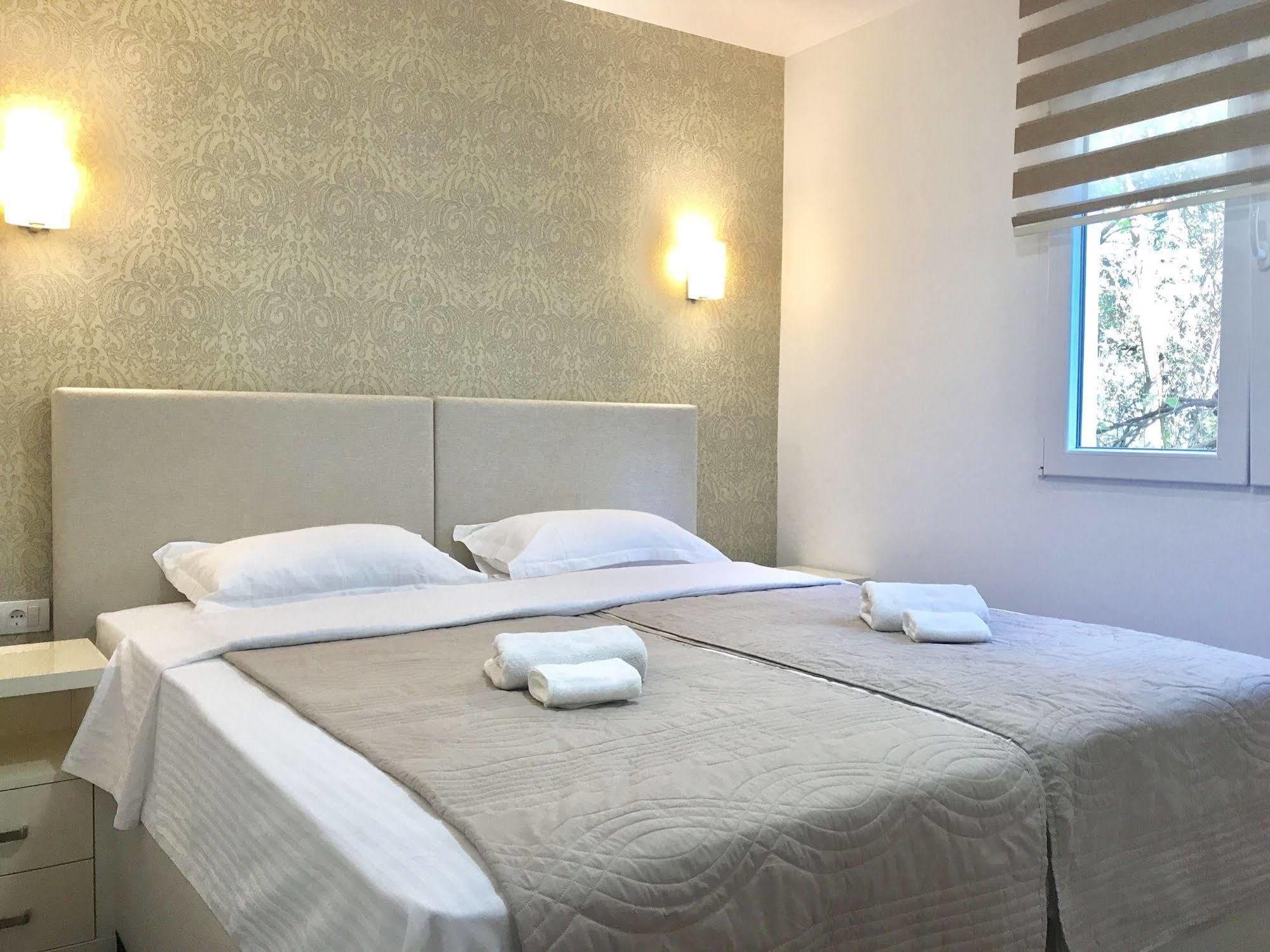 Apartments Kentera Lux Sveti Stefan Exterior foto